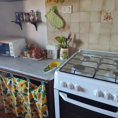 Casa Indipendente Con Giardino-min 3 Notti Holiday home